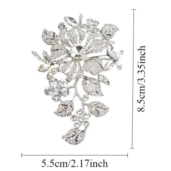 Rhinestone encrusted, Art Deco, Floral, Wedding Brooch, Lapel Pin - Picture 4 of 5